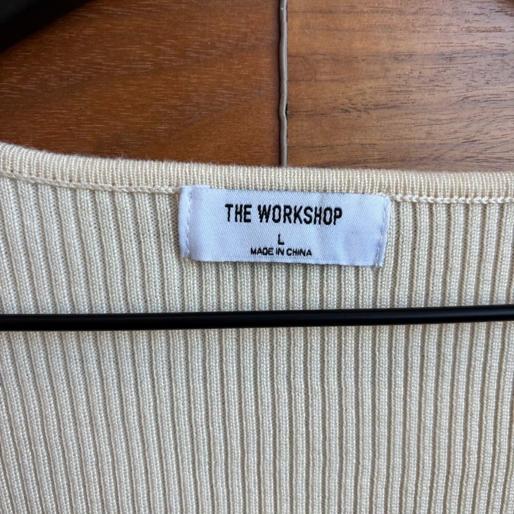 NWOT The Workshop Ruffled‎ Ribbed Knit Top, Size L - Picture 12 of 12